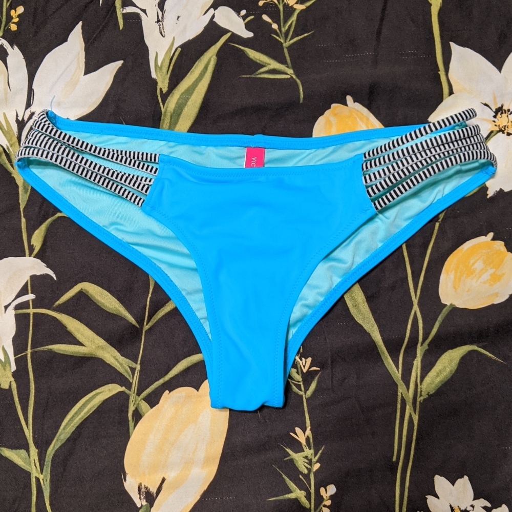 VS Bikini Bottom